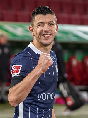 ANTHONY LOSILLA | EIN TRAUM VOM KLASSENERHALT IM AUSVERKAUFTEN RUHRSTADION